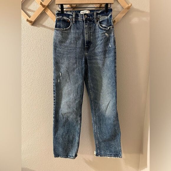Abercrombie & Fitch Denim - Abercrombie and Fitch 90s Ultra High Rise Straight Leg Sz 27